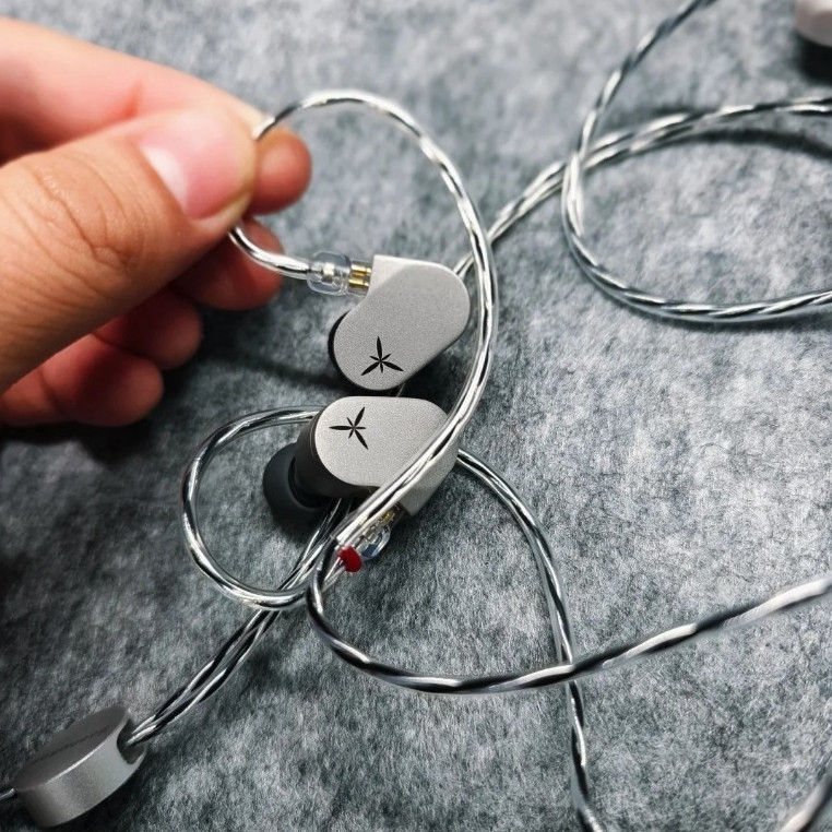 Tai Nghe Có Dây Moondrop Lan Nhét Tai Âm Thanh Hifi, Connector 2 Pin, Âm Thanh Chất Lượng Cao,BH 12T | BigBuy360 - bigbuy360.vn