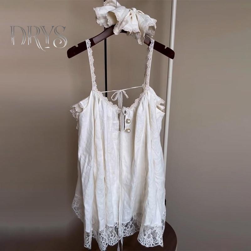 Đầm dây babydoll ren đi biển, thiết kế thoải mái cho chuyến du lịch