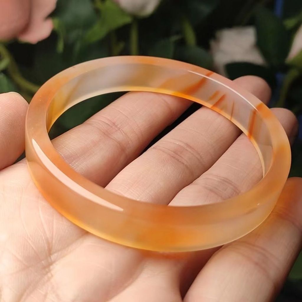 Vòng tay nữ vuông mã não màu mật ong trong suốt