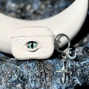Hộp đựng tai nghe Cthulhu màu trắng Hương vị nặng Dạ quang thực sự Thích hợp cho tai nghe Bluetooth không dây thế hệ airpodpro3 Vỏ bảo vệ chống sốc