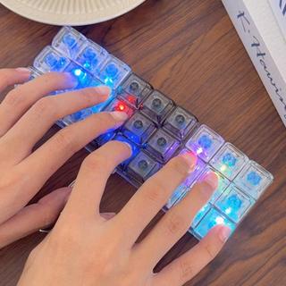 2 Chiếc Móc Khóa Bàn Phím Nhựa, Đen Trong Suốt / Trong Suốt Có Pin Tích Hợp, Đồ Chơi Giảm Căng Thẳng Chín Nút, Phong Cách Mờ / Dạ Quang Cho Chìa Khóa / Túi Phụ Kiện