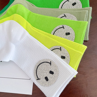[Tất nữ oklife] Tất Cotton kim cương giả thời trang phiên bản Hàn Quốc Tất nữ ống giữa kim cương sáng đầy màu sắc ins Hợp thời trang Thu đông Trang phục ngoài thể thao