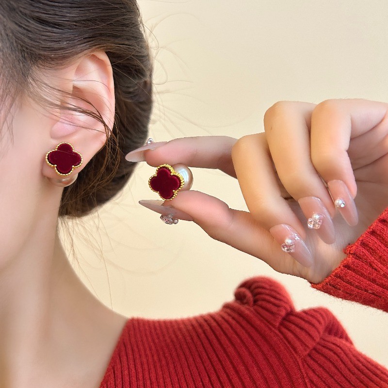 Bông Tai Ngọc Trai Hình Cỏ Bốn Lá Màu Đỏ, Phong Cách Cổ Điển Cho Phụ Nữ