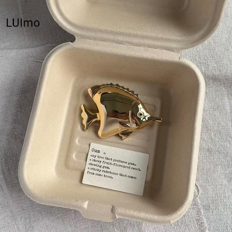 LUImo - Phụ kiện kim loại sáng tạo, họa tiết thổ cẩm tinh tế, phù hợp với jack pin