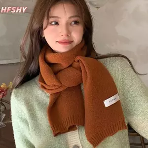 Hộp quà tặng khăn dệt kim màu trơn sang trọng, ấm áp - phụ kiện thời trang cho sinh viên dịp Giáng Sinh