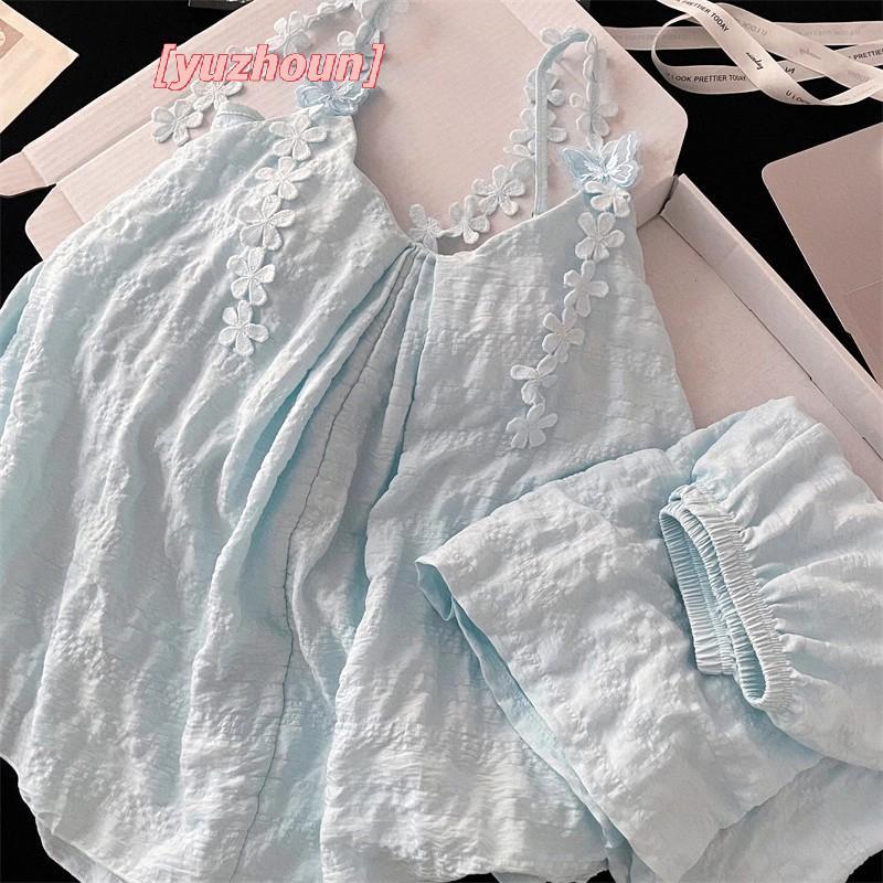 Bộ đồ ngủ mùa hè với đệm ngực, tiện lợi để ở nhà