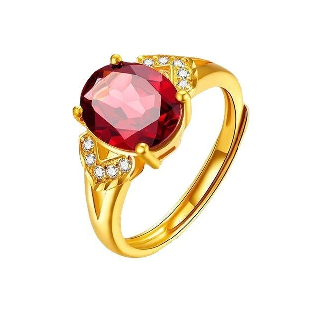 Nhẫn Đôi Ruby Và Pha Lê Đỏ Sang Trọng Với Thiết Kế Mở Kẻ Sọc