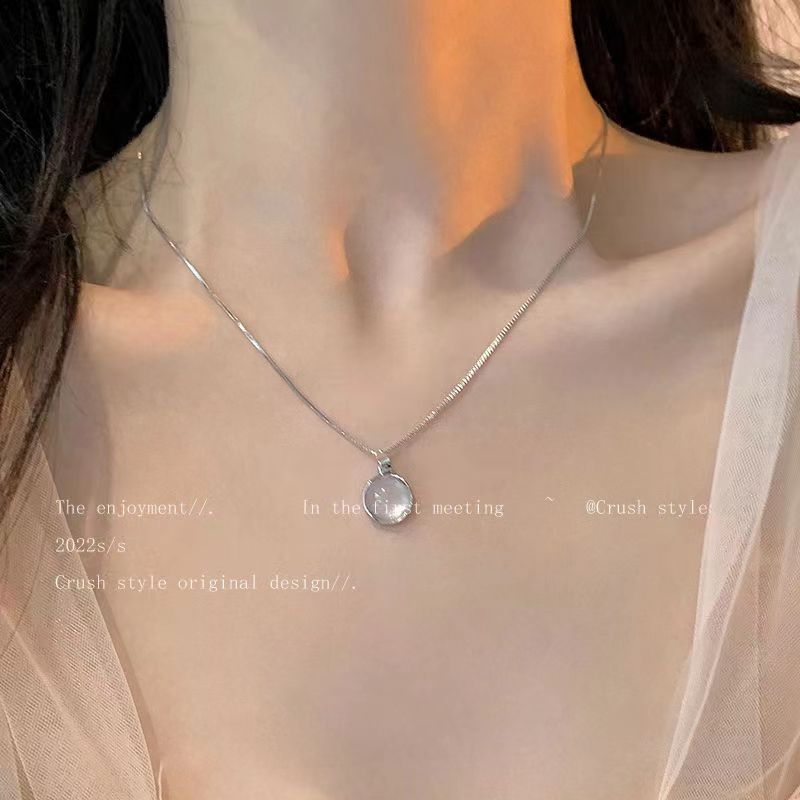 Vòng cổ ngọc trai phong cách Hàn Quốc mới, có bướm xương đòn và dây xích sang trọng