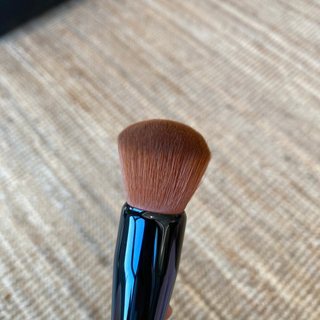 [ap Beauty Shop] Pick-up BOBBIBROWN Barbie Brown Magic Foundation Brush Triangle Foundation Brush Blush Brush Contour Brush