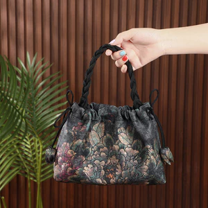 Túi xách nữ tơ tằm 66789|Túi chéo phong cách Trung Hoa mới|In hoa vân hương mây cổ điển đẹp|Túi phúc lớn dung tích|Dễ mang theo đi ngoài|Bao đựng điện thoại di động
