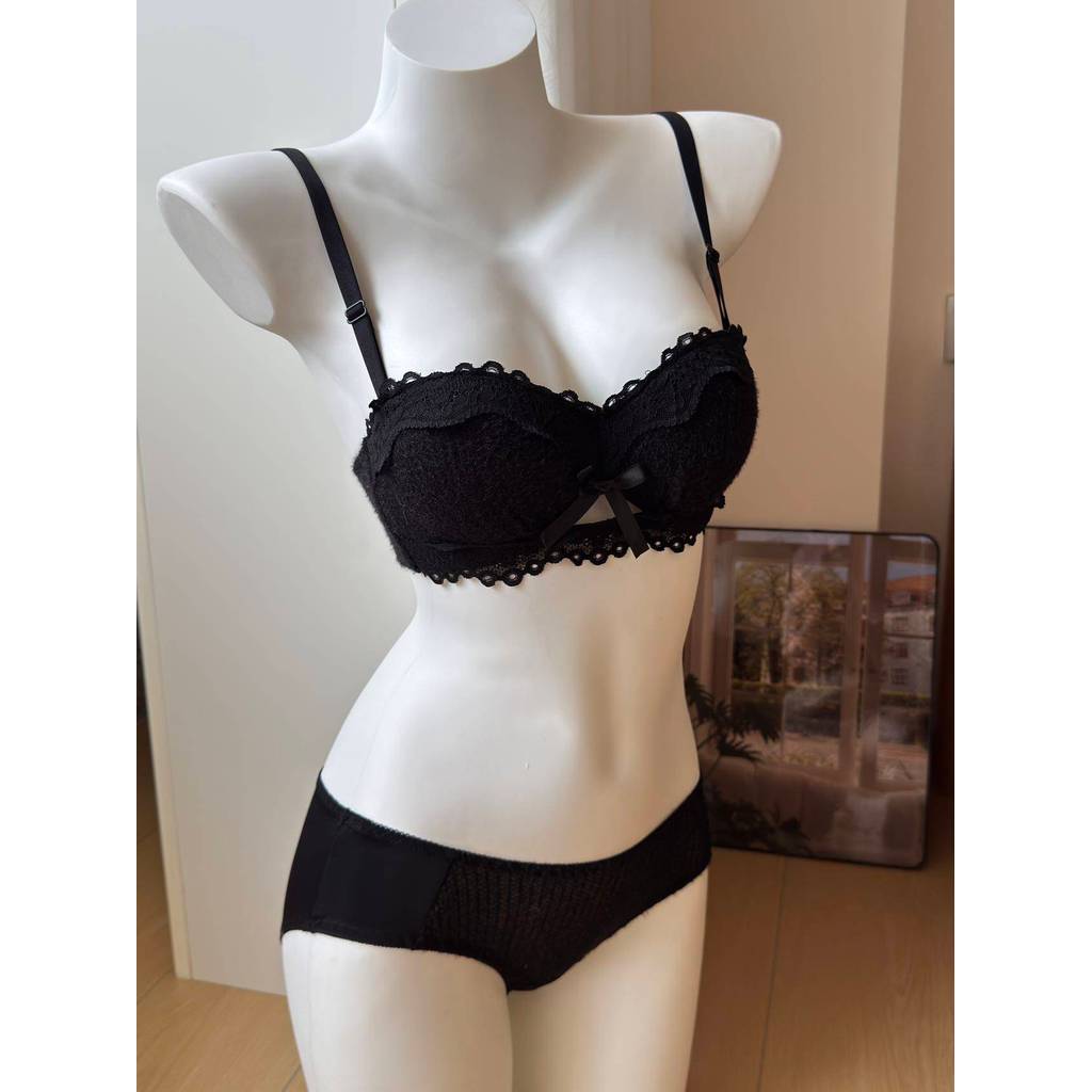 Bộ đồ lót nữ quây ren kiểu Pháp Áo ngực nhỏ gợi cảm Push Up Bra