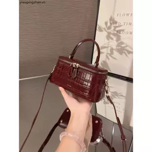 MYFSNH Ánh Sáng Sang Trọng Cao Cấp Cảm Giác Cá Sấu Họa Tiết Tay Hộp Túi Nữ 2025 Phong Cách Mới Hợp Thời Trang Phù Hợp Với Một-