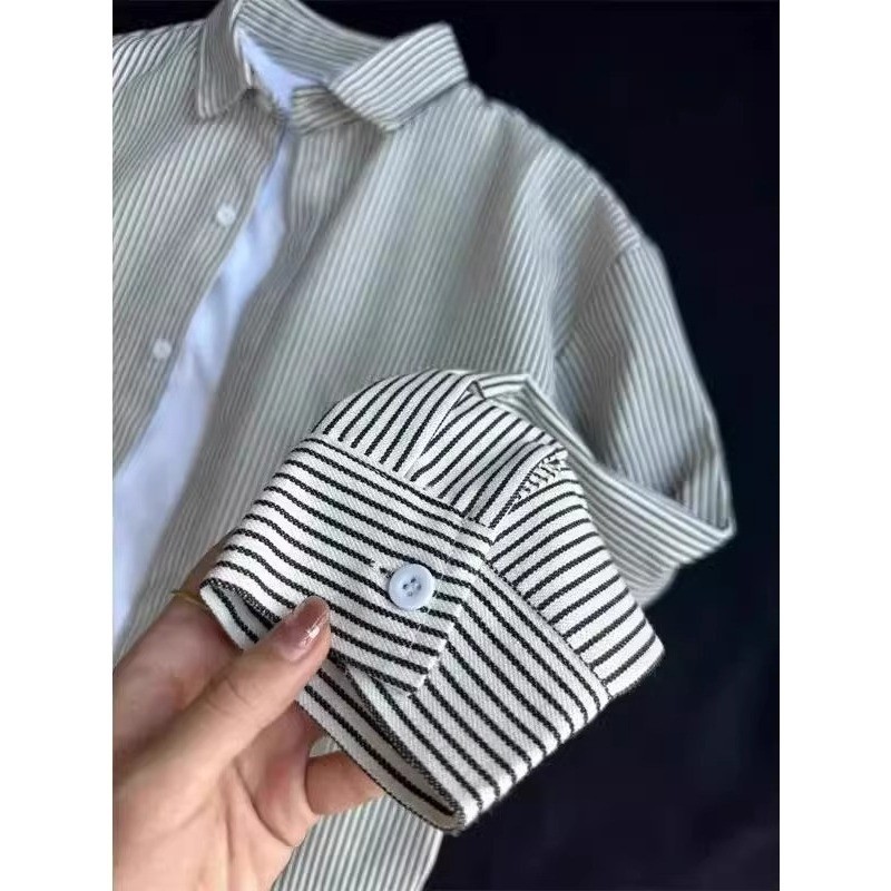 Áo sơ mi dài tay sọc vải mát mẻ dáng rộng thông thường Áo Cardigan phổ thông hàng đầu