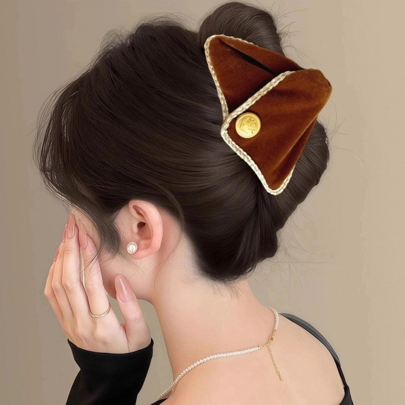 Màu nâu Retro Nhung Ngọc Trai Tam Giác Kẹp Lưng Đầu Cá Mập Kẹp Tóc Phụ Kiện Cho Nữ