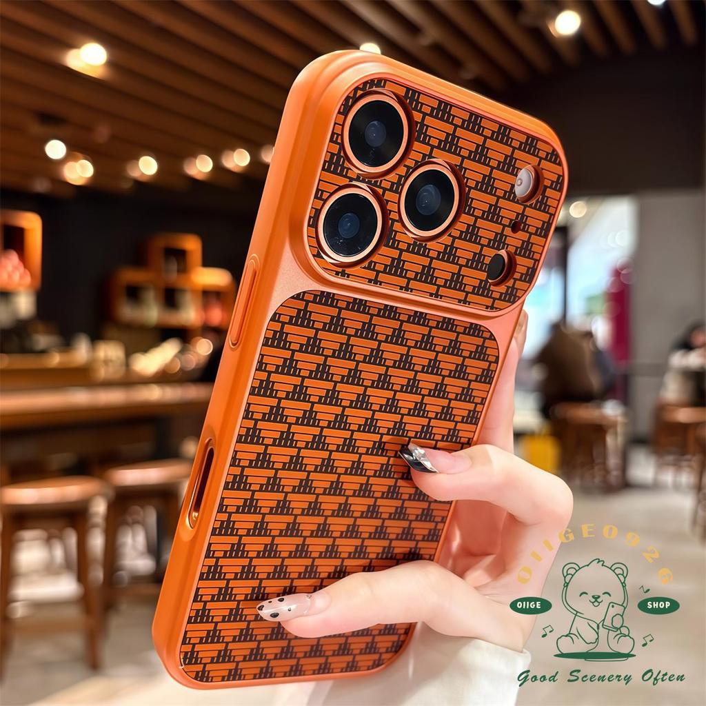 【 Ốp lưng iPhone17 】 Vỏ điện thoại từ tính mờ siêu mỏng hình tam giác iphone 17 Pro Max 16 15 14 13 12 cho vỏ iPhone Vỏ cứng PC chống sốc