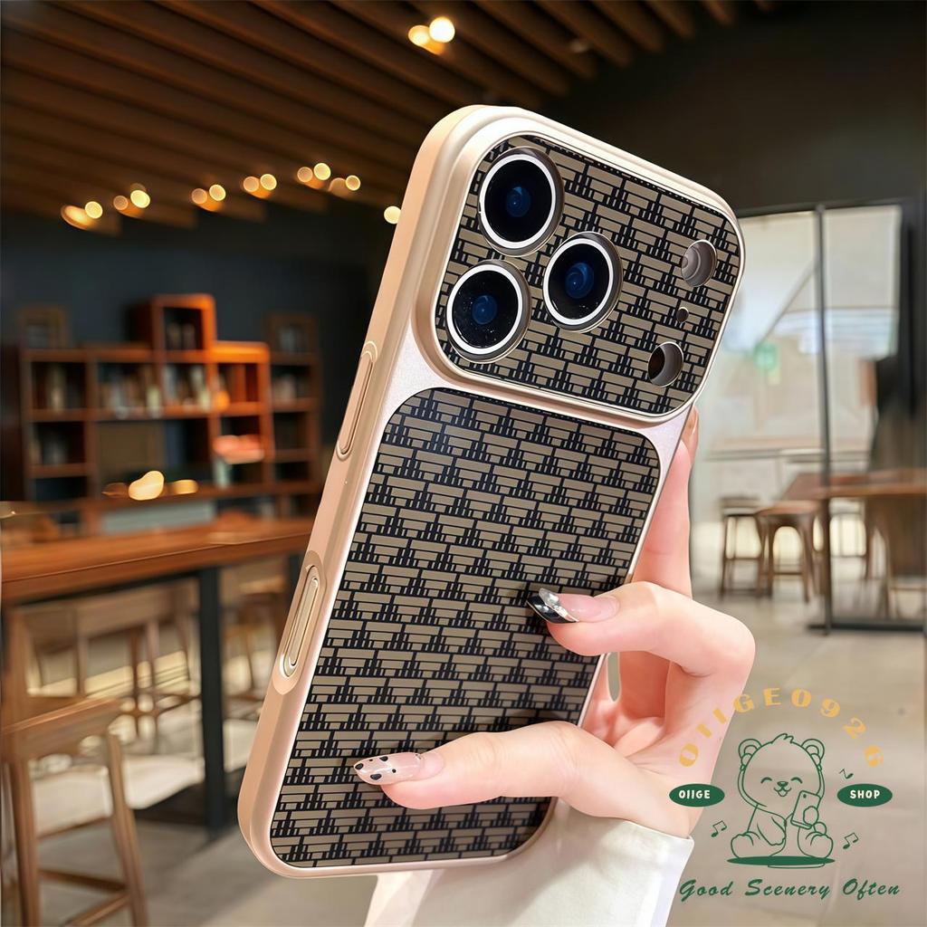 【 Ốp lưng iPhone17 】 Vỏ điện thoại từ tính mờ siêu mỏng hình tam giác iphone 17 Pro Max 16 15 14 13 12 cho vỏ iPhone Vỏ cứng PC chống sốc