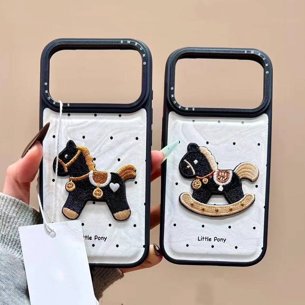 Ốp Điện Thoại Da Nhung Thêu 3D Ngựa Cho iPhone 17 Pro Max 16 15 14 13 Vỏ Bảo Vệ Chống Sốc