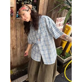 Áo sơ mi ngắn tay kẻ sọc cổ điển