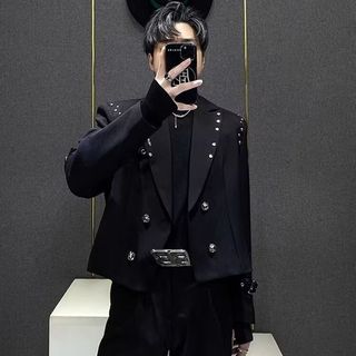 Áo Blazer ngắn viền đính tán, style sành điệu cho nam