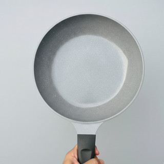 Chảo Chống Dính Phương Trang 26cm – Nhôm Đúc Nguyên Khối, Bền Nhiệt, Phù Hợp Bếp Gas/Hồng Ngoại