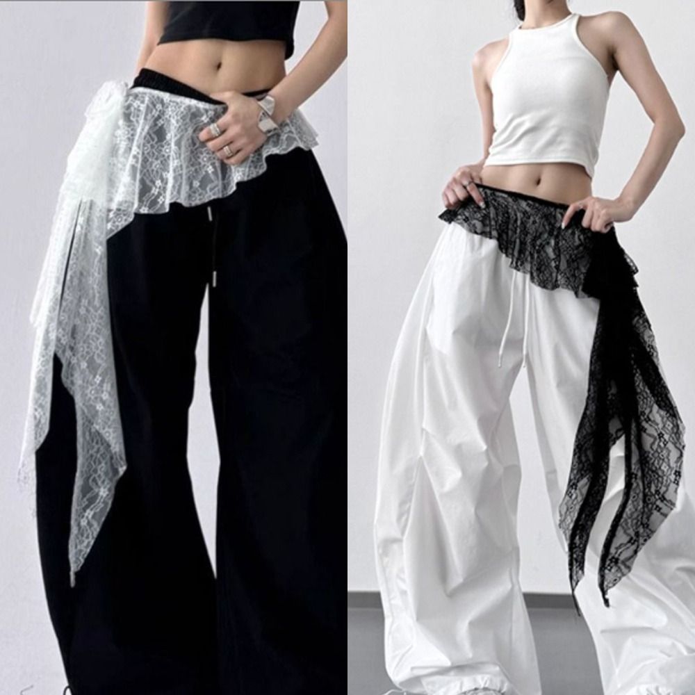 Váy mini ren xù thêu hoa nhìn xuyên qua, phù hợp dạo phố style Y2K