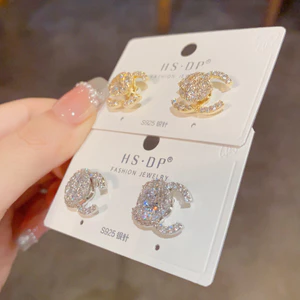 Bông tai Zircon nhỏ thời trang mạ điện màu vàng thật Bông tai đi lại phù hợp cho mọi trận đấu 26.3.16