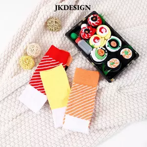 Tất cao cấp JKDESIGN, họa tiết ngộ nghĩnh theo xu hướng thời trang Y2K dành cho nữ