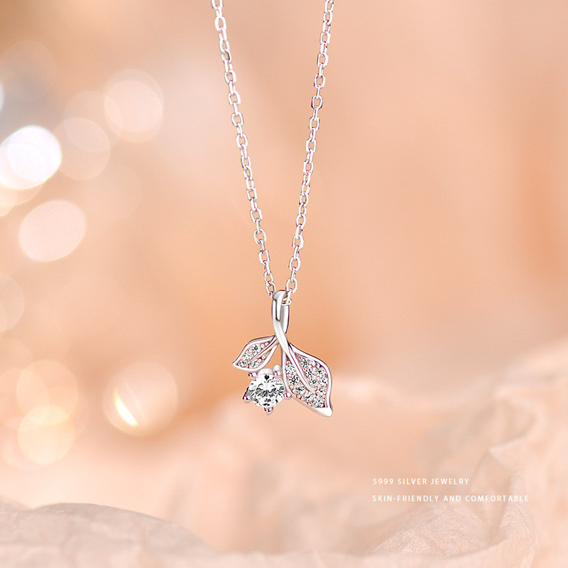 Vòng cổ nữ Zircon lá bạc nguyên chất S999