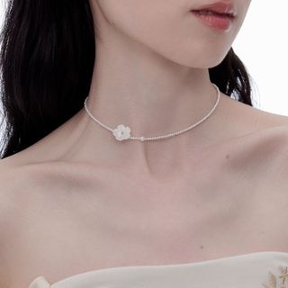 Vòng cổ ngọc trai Vỏ bướm tự nhiên Thiết kế ban đầu Vòng hoa nhỏ