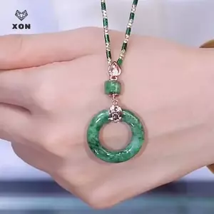 Dây chuyền mặt ngọc giả cổ điển, thiết kế sang trọng và độc đáo, phù hợp mọi dịp