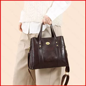 GC2 Túi đeo vai phong cách mới dành cho nữ dung tích lớn hợp thời trang đơn giản thời trang Túi đeo chéo CG2