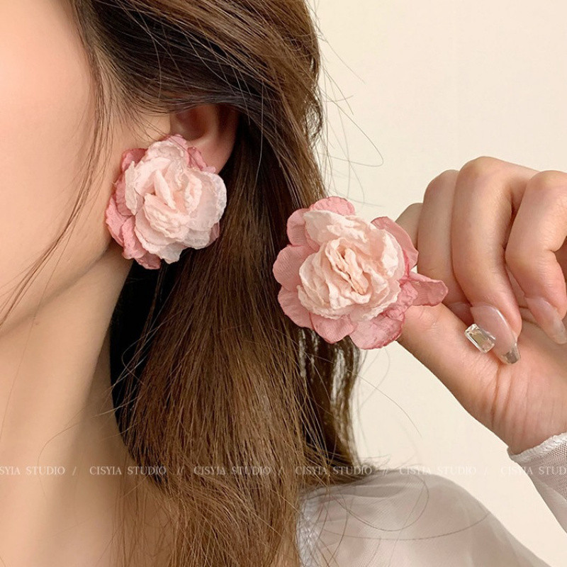 Bông tai kẹp hình hoa hồng cao cấp, ngọt ngào và dễ thương dành cho nữ