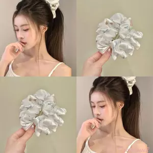 Kẹp tóc sành điệu dạng chuối, phù hợp tóc dày và xoăn