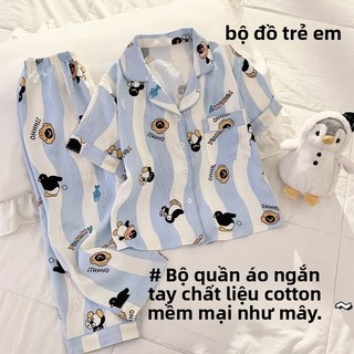 Bộ đồ ngủ cho bé – Áo cài nút tay ngắn quần dài cotton, hình Hello Kitty dễ thương