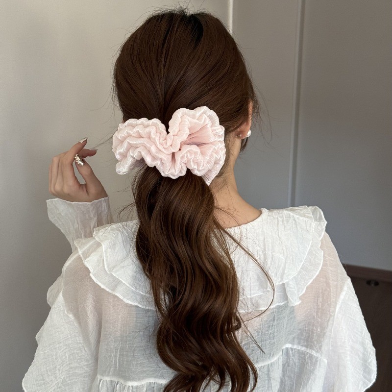 Hululu Scrunchy cao cấp dáng xếp ly nhẹ nhàng, phù hợp tóc ngắn và trung bình, thiết kế ngọt ngào phong cách Hàn Quốc
