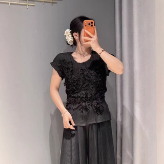 Áo sơ mi  Miyake xếp ly thiết kế mới, phù hợp mọi độ tuổi