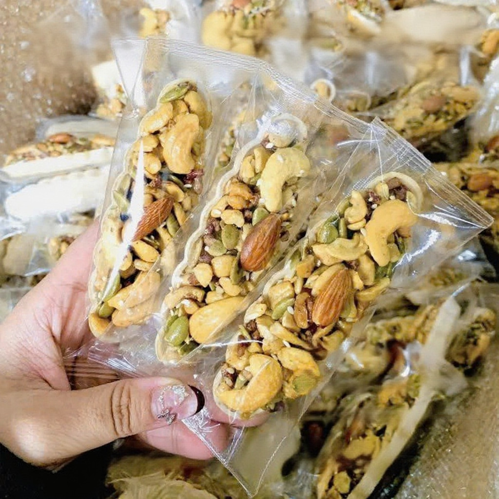 1 KG Bánh Thuyền Mix Hạt Dinh Dưỡng Giúp Giảm Cân, Ăn Kiêng - Bao Hàng Date mới