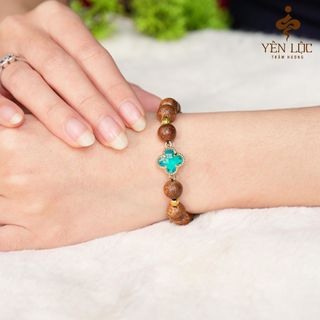 Vòng Tay Trầm Hương Cỏ Bốn Lá - Đá Lưu Ly Mong Cầu May Mắn - Trầm Hương Yên Lộc