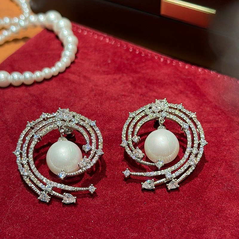 Bông Tai Zircon Ngọc Trai Tua Rua Phong Cách Mới