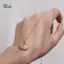 Mặt dây chuyền ngọc trai nữ với kim cương giả và vỏ titan bền bỉ từ PlumHOUSE