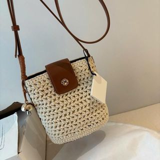 Túi Đeo Chéo Chio Phone Cói Dáng Dọc
