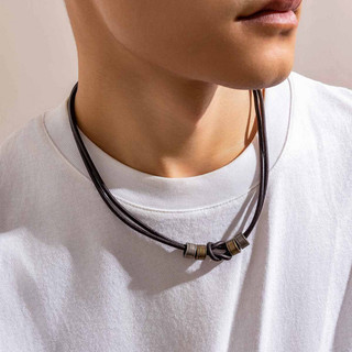 Phụ kiện nam: Vòng cổ da phong cách châu âu tối giản