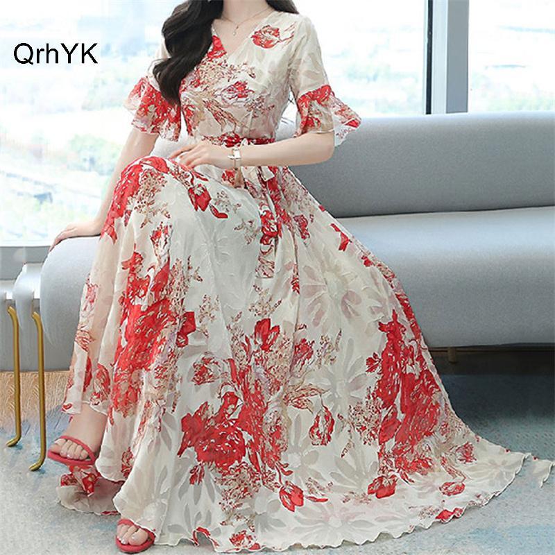 Đầm maxi voan hoa thanh lịch, vừa vặn nhiều kích thước, ideal cho bãi biển