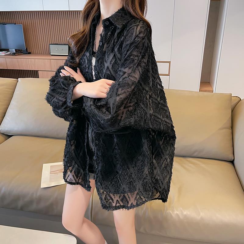 Áo chống nắng kiểu Hồng Kông mới dành cho nữ, áo khoác ngoài thời trang, dáng rộng, áo lưới mỏng mùa hè, áo dài vừa phải