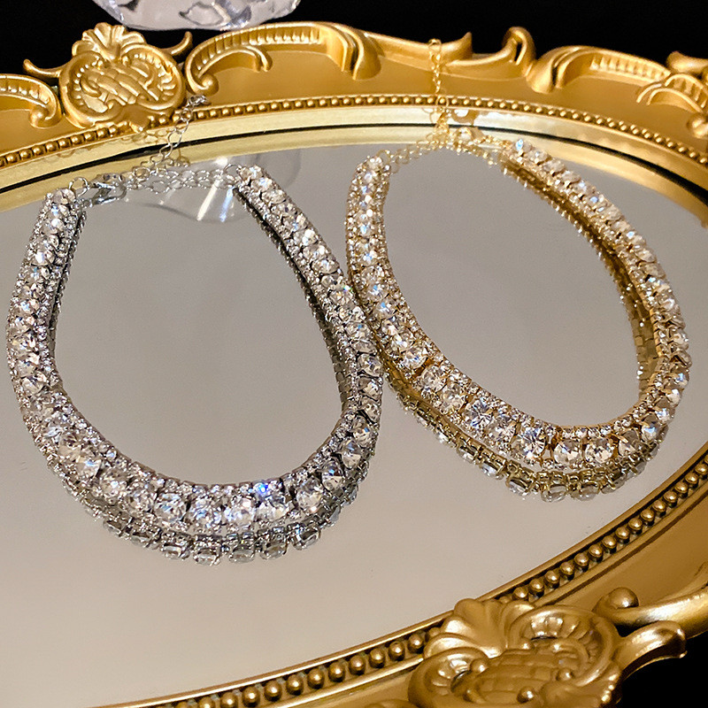 Bộ trang sức choker và bông tai đính đá, đinh tán - Phụ kiện cô dâu trang trọng