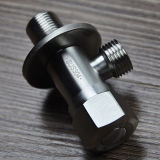 Van góc 304 Máy nước nóng bằng thép không gỉ Van tam giác 4 điểm Van chặn nước nóng lạnh Một trong hai ra Phòng tắm dày Van vệ sinh