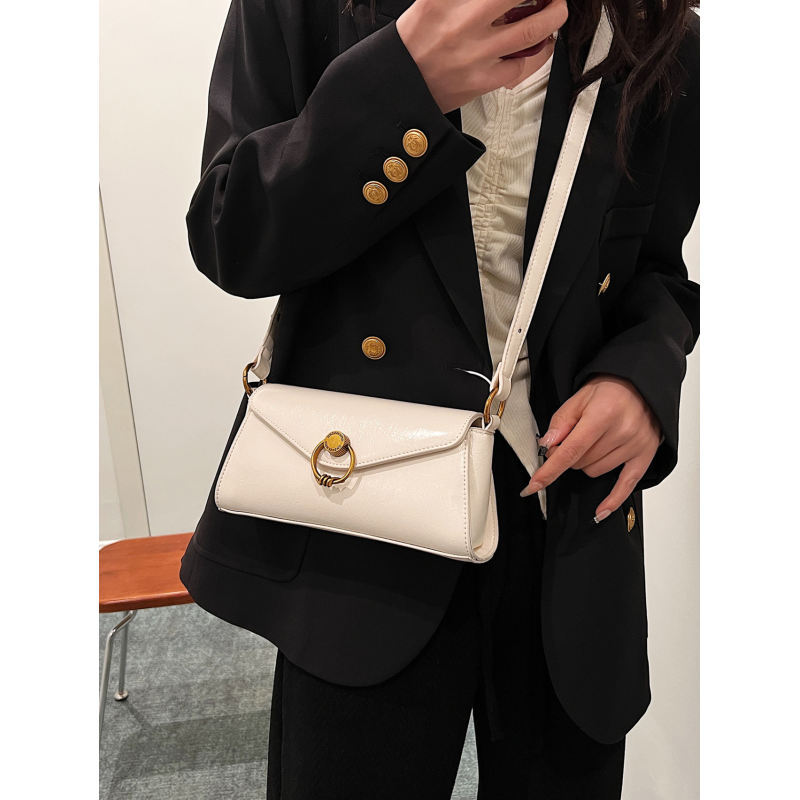Spring and summer foreign-style French stick bag, Korean style, one-shoulder underarm, new cross-slung small square bag