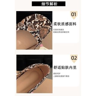 Giảm giá hấp dẫn!Giày Sandal Thiết Kế Niche Nữ Mùa Xuân Hè 2025 Gót Đế Bằng Bên Ngoài Mặc Gót Chân Đế Thời Trang Flip-Flops Đẹp Hợp Thời Trang Giày Đế Bằng Nữ [Giao Hàng Ngày 10 Tháng Ba]