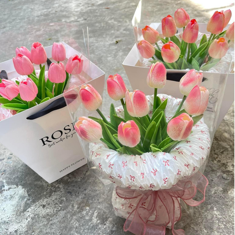 [HỎA TỐC HCM] Túi ROSE hình thang dùng để đựng bó hoa, đựng quà 2 SIZE ANGIHOME