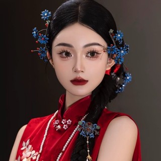 Kẹp tóc màu xanh dành cho cô dâu, sang trọng và tinh tế
